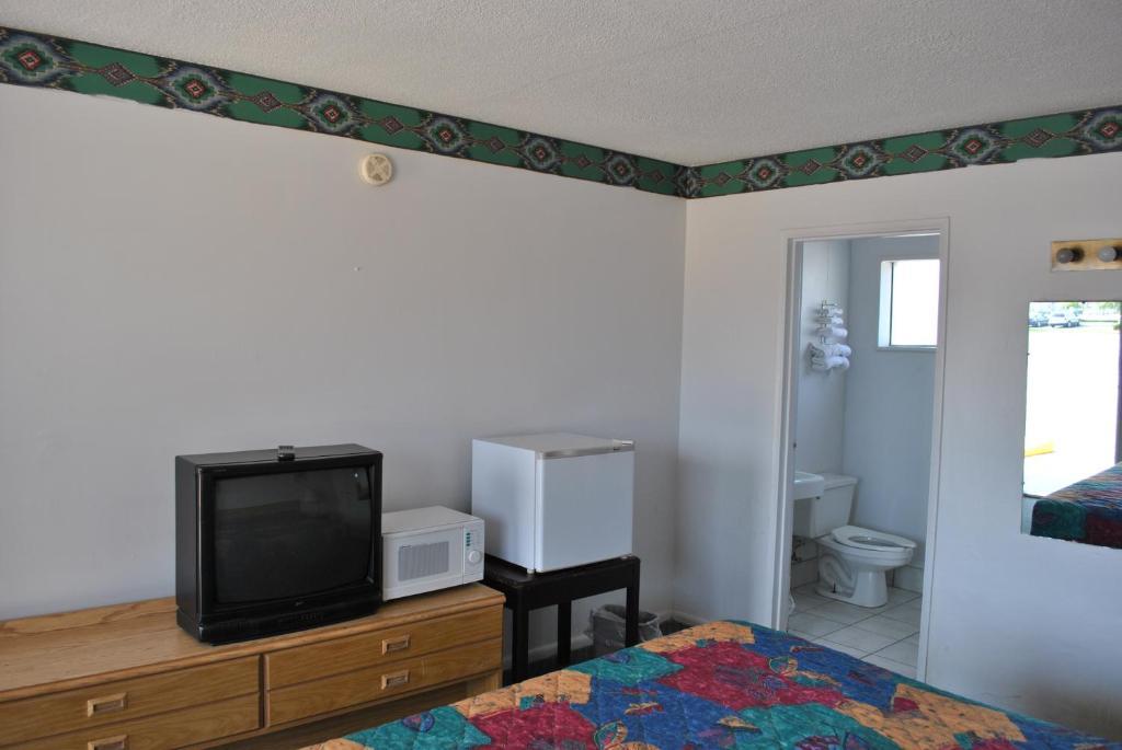 Travel Inn Motel Michigan City Habitación foto